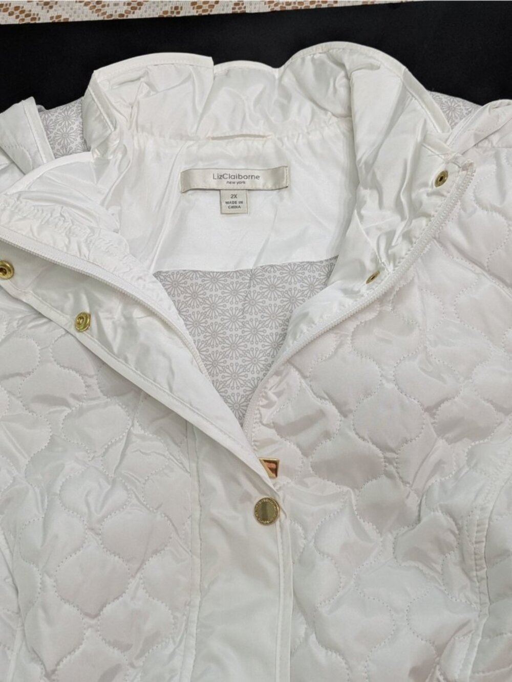 Liz Claiborne Quilted Jacket Coat Womens Sz 2X White Detachable Hood - Picture 4 of 9